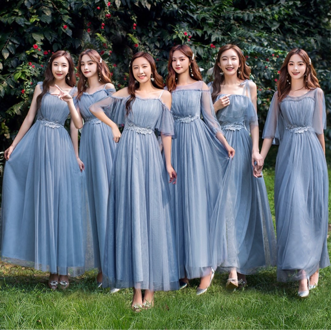 Dusty blue bridesmaid discount