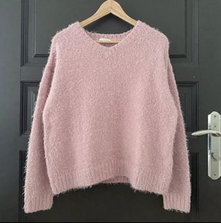 (Category: ) located in . Submitted by helloknittyy (Listing ID 1182950144, Image 1). Description: .