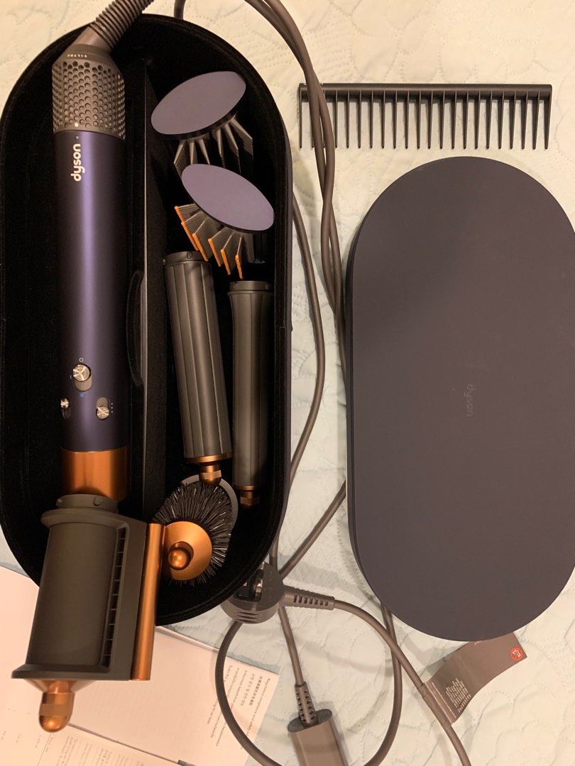 Dyson Airwrap (New model with long barrels) with 4 years warranty