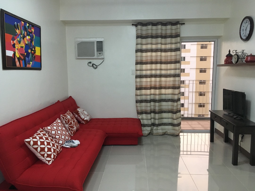 Field Residences 1 Bedroom De Luxe Unit with Spacious Balcony Facing