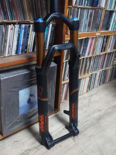 （分類：）位於 。 由 rolf_tan 提交（商品編號 1183021202，圖片 1）。簡介： 。