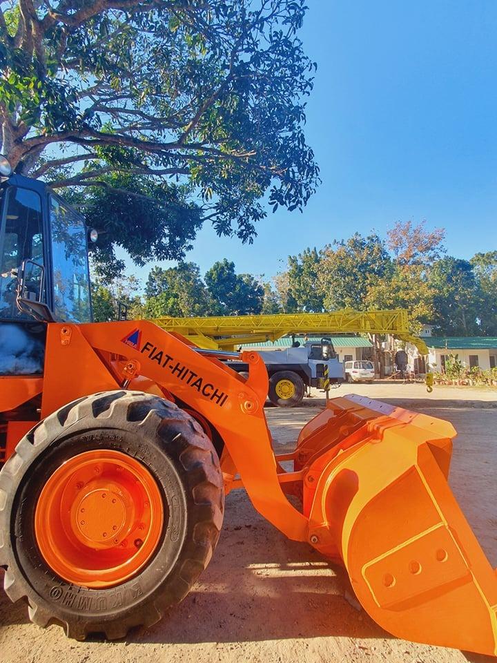 HITACHI PAYLOADER 1.7 CUBIC METERS, Commercial & Industrial