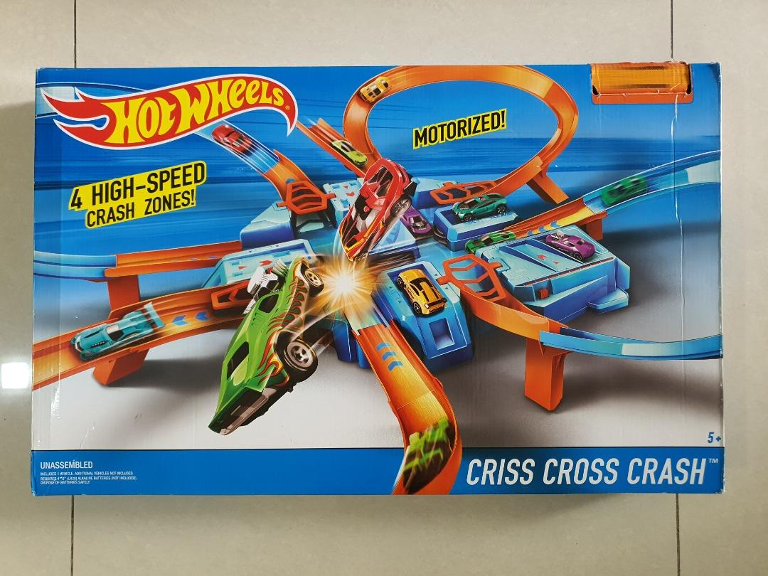 Hot Wheels Criss Cross Crash Track Set, Hobbies & Toys, Toys & Games on
