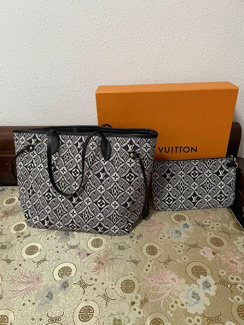 GIFTABLE Preloved Limited Edition Louis Vuitton Neverfull MM