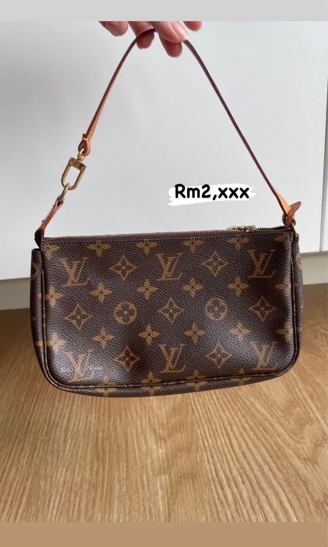 Louis Vuitton // 2001 Brown Monogram Pochette Accessoires Bag