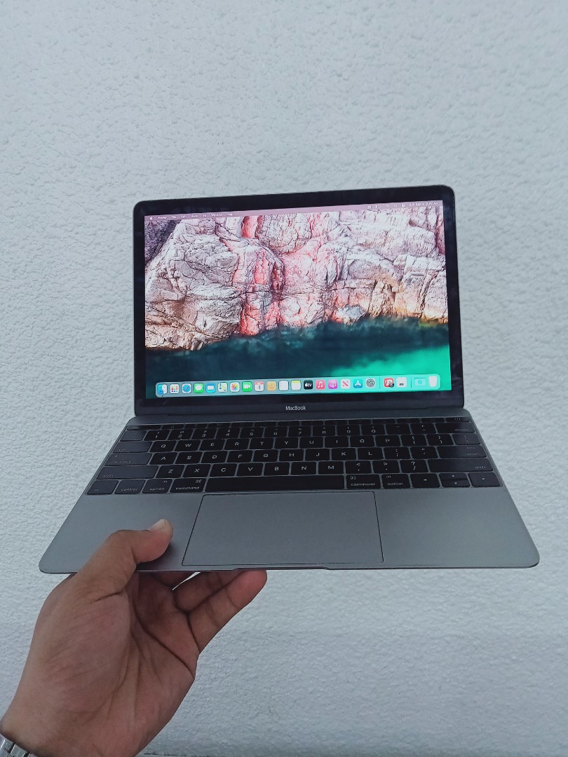 Macbook Retina(12 Inch, 2017) 8GB 512 SSD Cc 435% 4hrs Big Sur Version ...