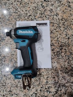 Makita 18v brushless impact driver 