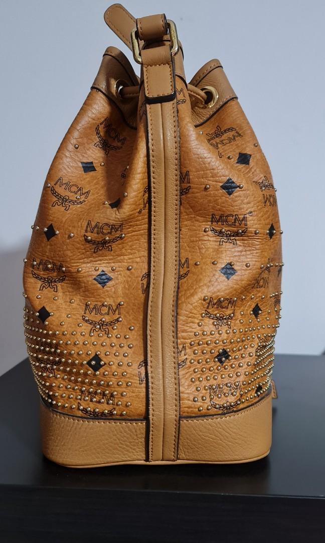 Mcm color visetos outlet bucket bag