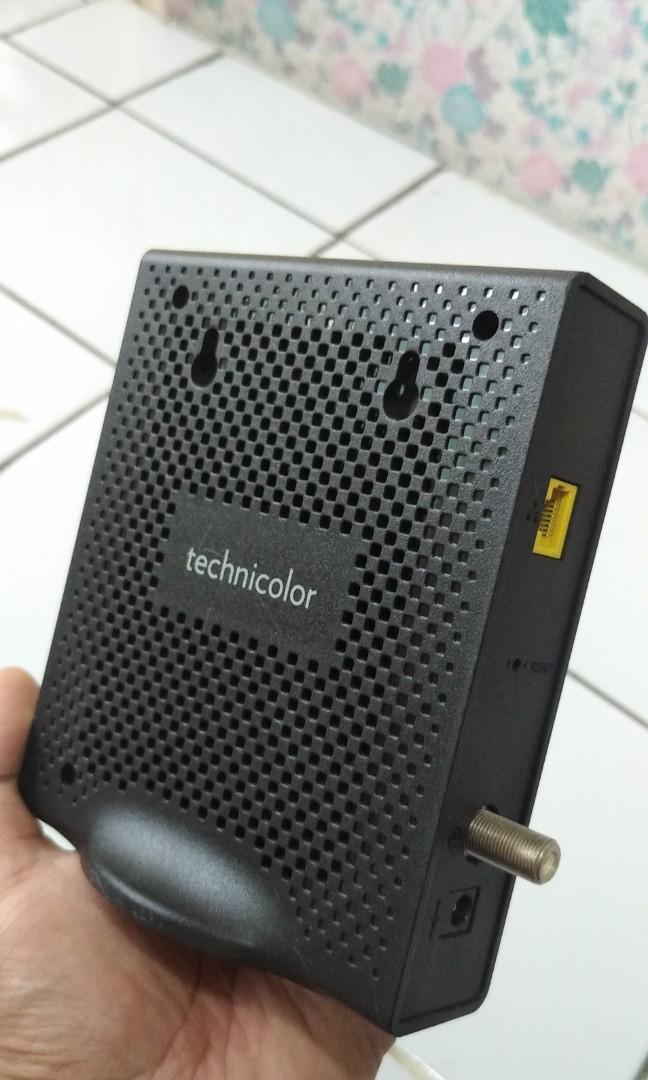 Modem technicolor model CWA0101 CM, Elektronik, Lainnya di Carousell