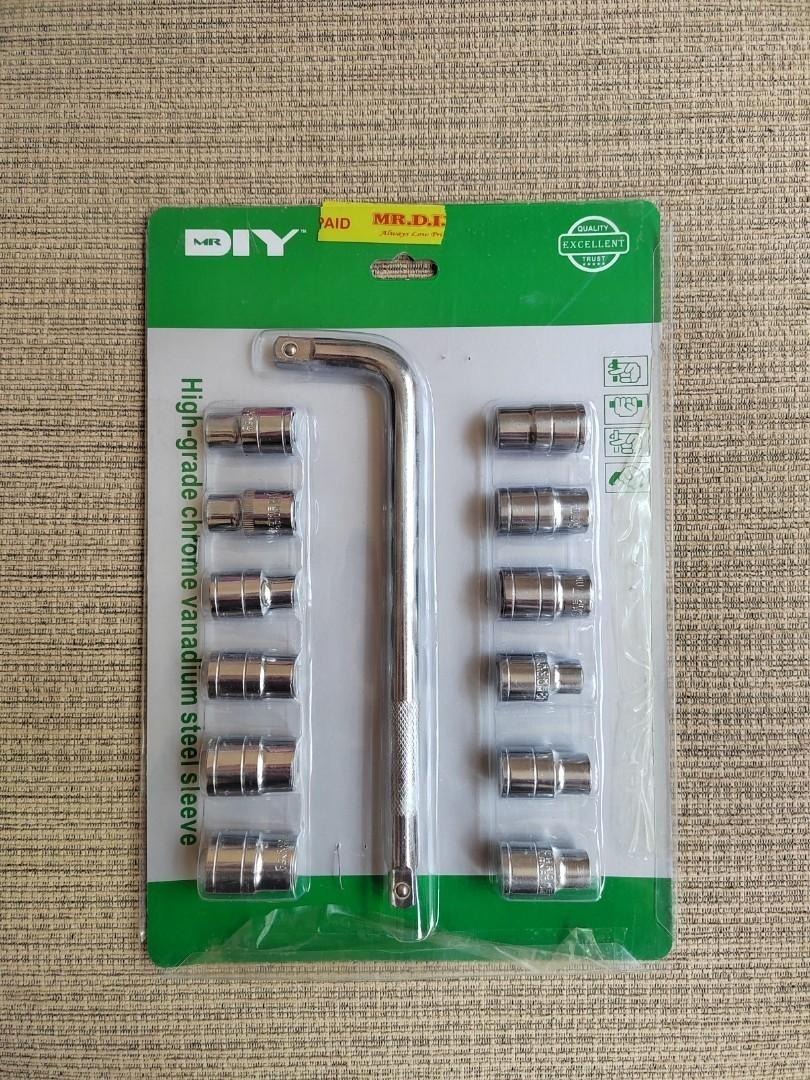 Mr.DIY Unscrew Tyre / Tire RIM set SeptemberSale, Auto Accessories on