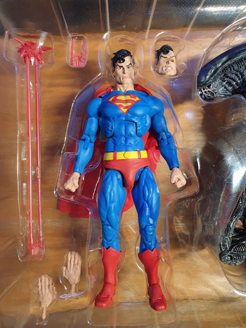 Superman deals alien neca
