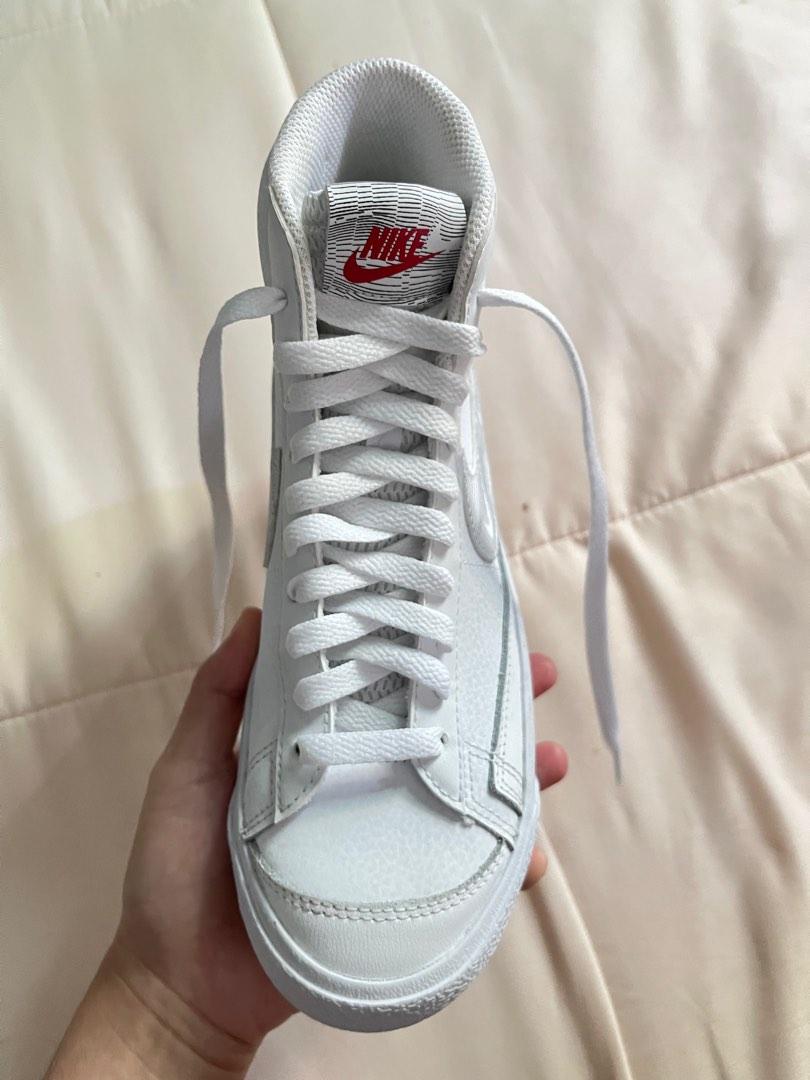 pink nike blazers footlocker