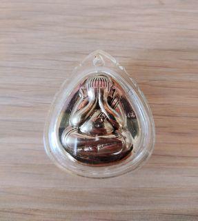 Phra Pidta Amulet with Many HOLIAOs behind