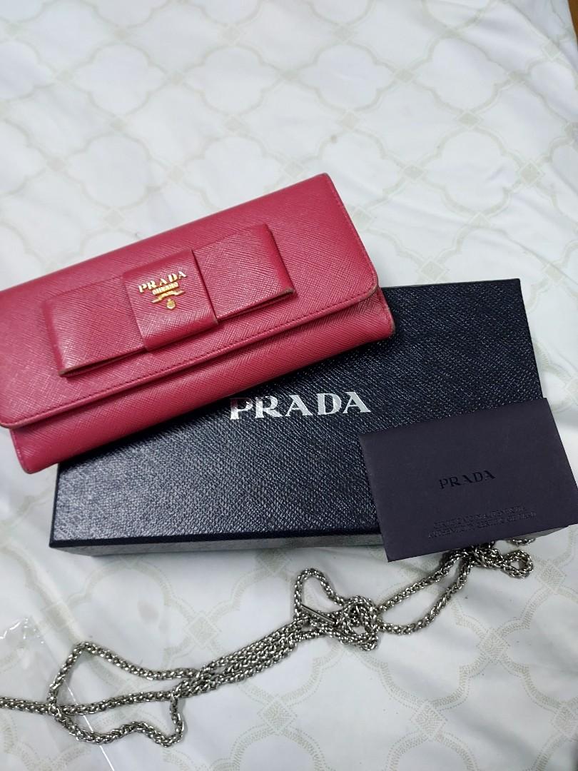 Prada Saffiano wallet woc (Category: Luxury Bags & Wallets) located in Paranaque City. Submitted by andim8 (Listing ID 1182965184, Image 3). Description: Box Not Included prada saffiano wallet guaranteed authentic original cards included.
