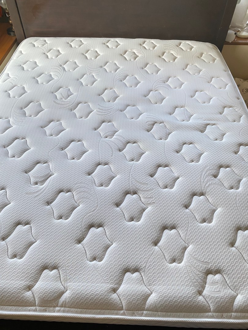 Queen sized Simmons bed + Bed Frame, Furniture & Home Living, Furniture