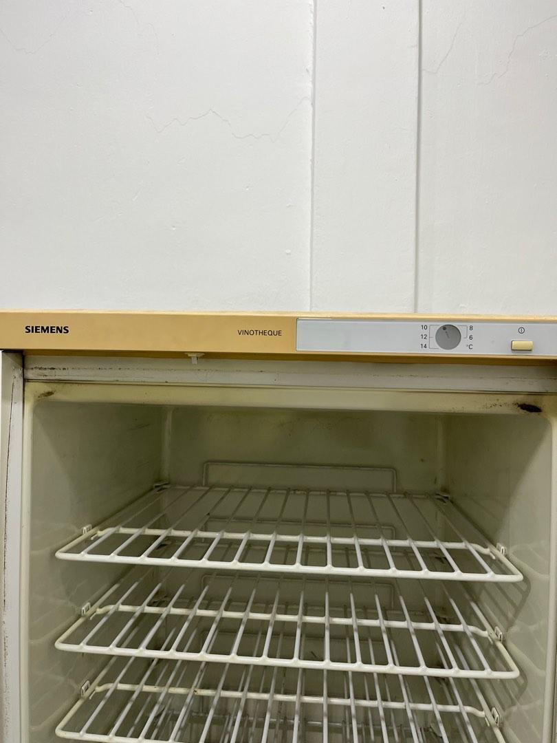 Siemens Wine Chiller., TV & Home Appliances, Kitchen Appliances, Wine