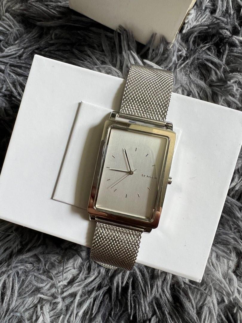 Skagen Watch - No battery (Category: Men's Watches) located in Taguig. Submitted by ruinstyle (Listing ID 1182975485, Image 1). Description: With signs of usage No battery as of the moment Working well With complete box and receipt Bought at 8k plus Super discounted .