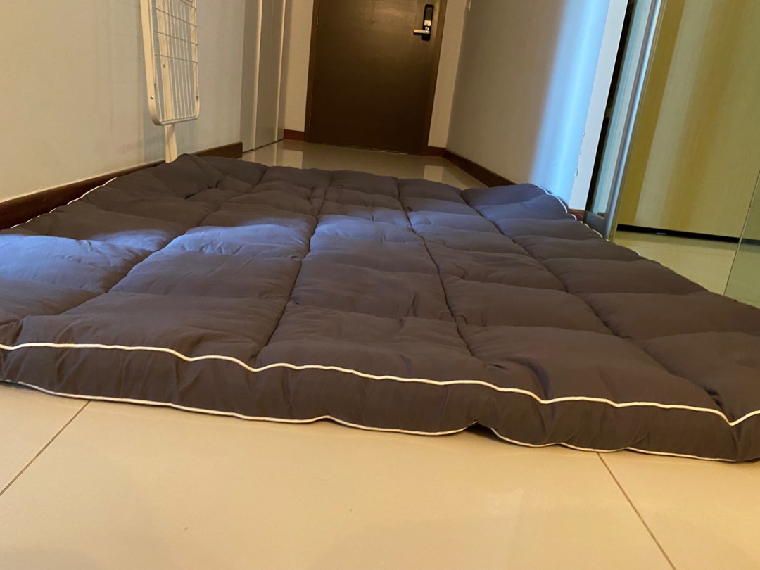 thin cheap mattress