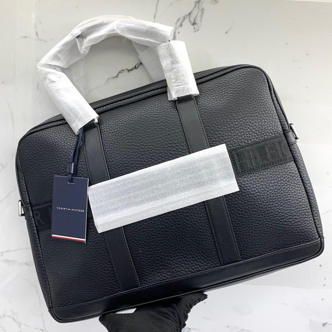 TOMMY HILFIGER DOWNTOWN COMPUTER BAG BLACK 227018229 Men s