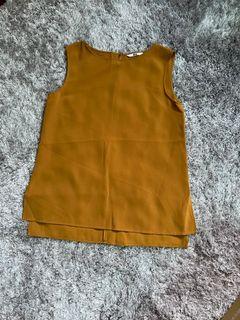 Uniqlo 背心S