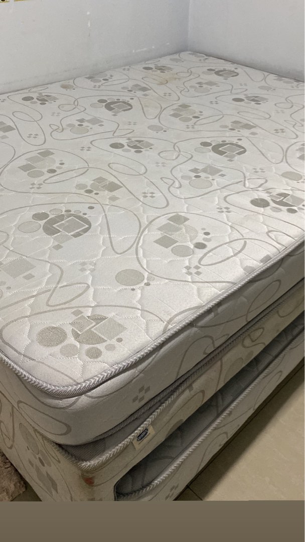 Uratex Elan Trundle Bed Queen with Mattress and Single Pull Out Bed