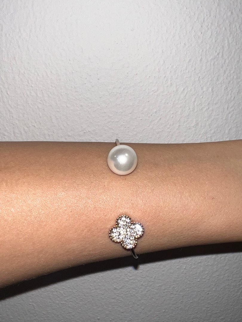 Van cleef bangle bracelet Women s Fashion Jewelry on Carousell