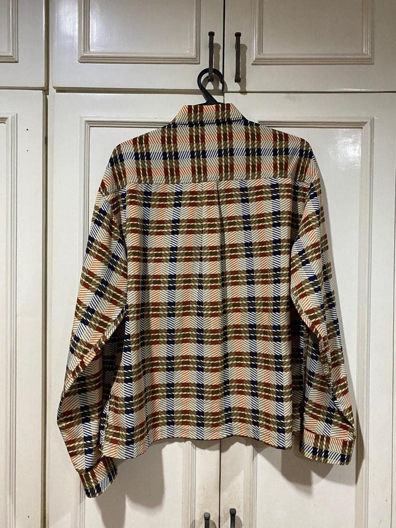 Vintage Cropped Shirt (Category: Formal Shirts) located in San Pedro. Submitted by __dewatts (Listing ID 1183052760, Image 3). Description: Vintage shirt bought from japan. Was initially a standard length shirt but I had it shortened for that “cRoPpEd iN tHe BodY” look V nice plaid pattern Fits size M.