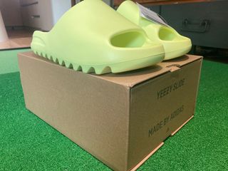 （分類：）位於 。 由 852.sneakers 提交（商品編號 1182989406，圖片 1）。簡介： 。