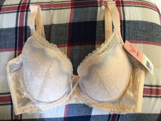 （分類：）位於 。 由 poshan325 提交（商品編號 1182974581，圖片 1）。簡介： 。