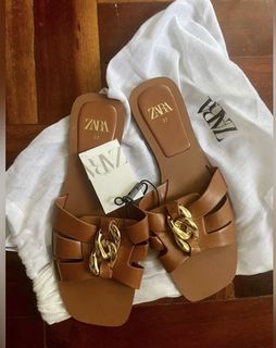 (Category: ) located in . Submitted by akwellovedclothes (Listing ID 1182912589, Image 1). Description: .