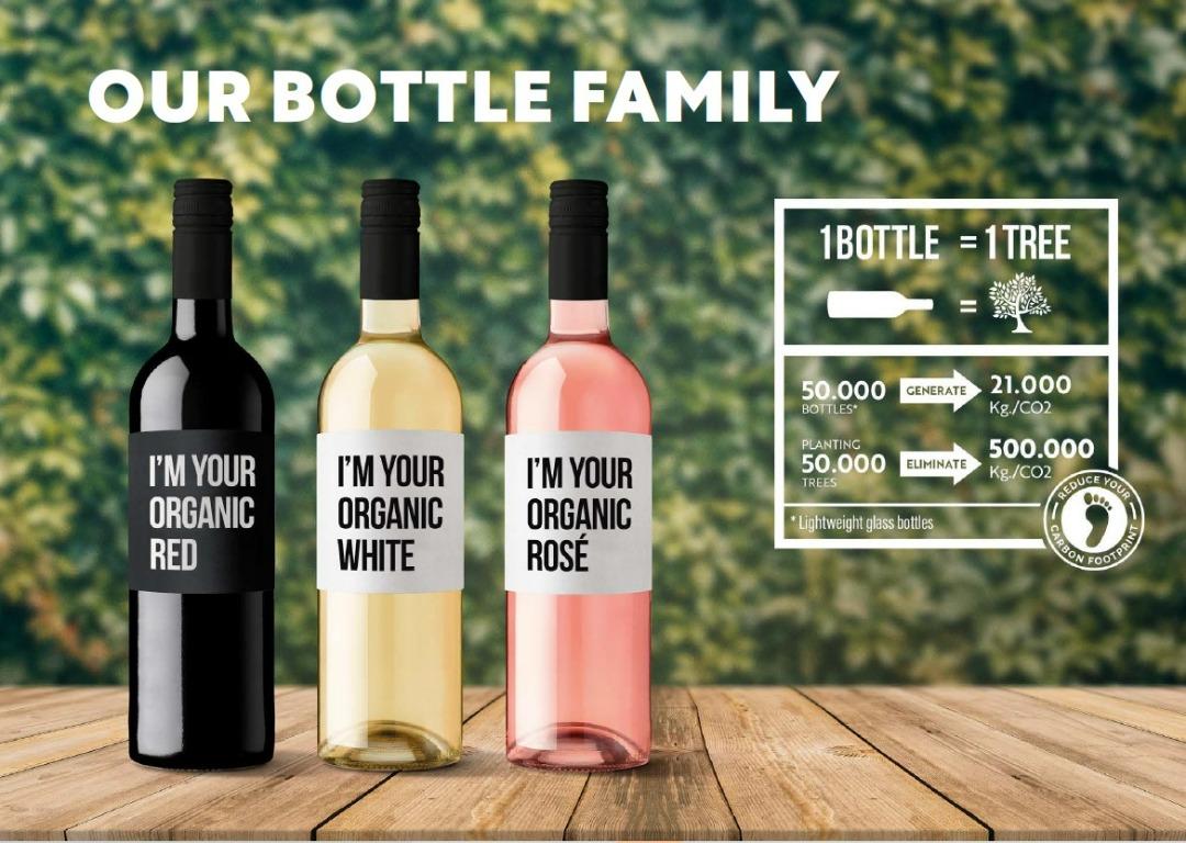 西班牙_紅葡萄酒 Spain Organic Red Wine 750ml （分類：酒精飲料）位於 Hong Kong。 由 enochope_co_ltd 提交（商品編號 1183188284，圖片 3）。簡介： 箱優惠價: $810/6支 (@135/支) 雙優惠價: $280/2支 (@140/支) 零售特價: $168/1支 (原價: $268/支) 大量批發: 超優惠價另議 . #西班牙紅葡萄酒750ml Spain Organic Red Wine . 酒色: 深寶石紅色 酒味: 帶有甜櫻桃、李子和可可的香氣 口感: 有漿果果香的味道，回味悠長 . 酒精濃度：13.5% 產地國家：西班牙 每瓶容量：750ml 每箱數量：6支 . Wine of Spain Organic 100% Tempranillo 2021 酒標上的Tempranillo是一個葡萄品種的名稱，用來釀造紅葡萄酒。 中文名叫丹魄，又被譯為添帕尼尤、添普蘭尼洛。丹魄是西班牙的一面旗幟，丹魄紅酒是西班牙葡萄酒