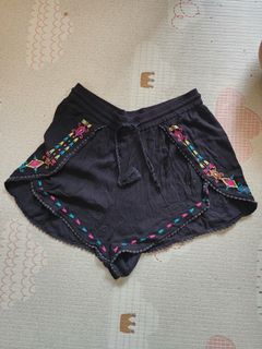 (Category: ) located in . Submitted by rianajs89 (Listing ID 1183178220, Image 1). Description: .
