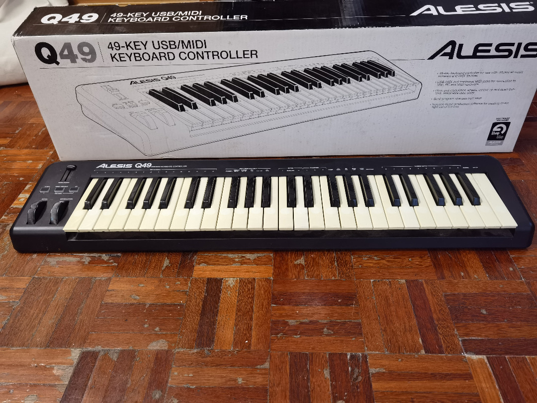 Alesis Q49 Midi keyboard, Hobbies & Toys, Music & Media, Musical