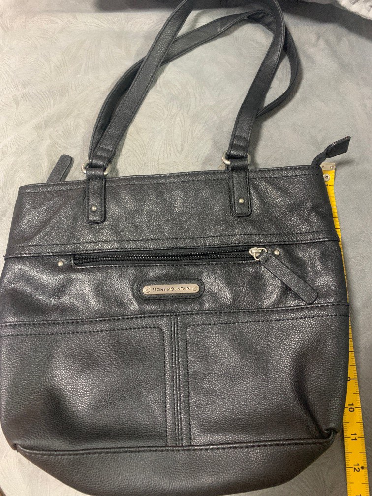 Stone mountain black leather purse best sale