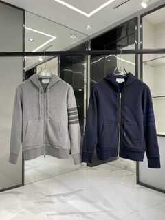 (Category: ) located in . Submitted by luxurycloset.shop (Listing ID 1183245258, Image 1). Description: .