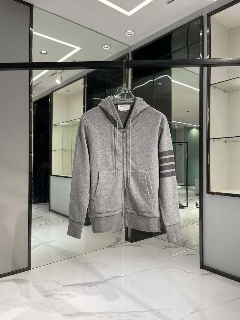 Authentic TB new color matching fourbar zipper sweater, Luxury, Apparel on Carousell