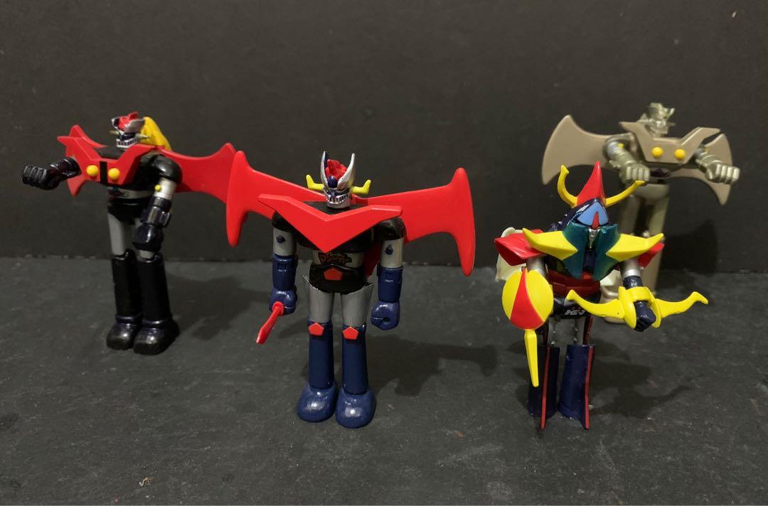 Hover Pileder Figura Popynica De 9 Cm De Mazinger Z, Cabina Abatible Con Minifigura Koji Kabuto Y Junta Magnética, Edición Limitada Coleccionista
