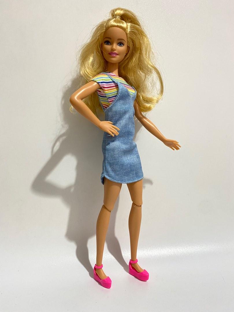 Barbie Articulated Knees, Hobbies & Toys, Toys & Games on Carousell