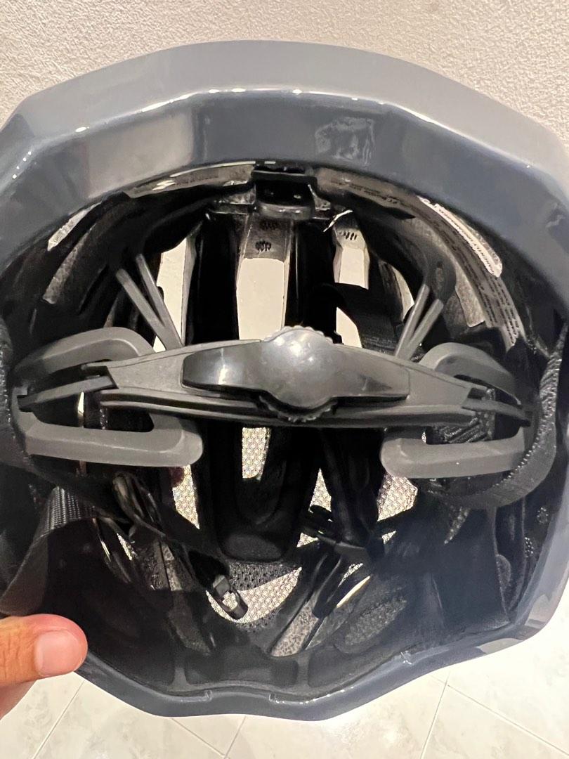 Bicycle Helmet entity RH 30, Sports Equipment, Bicycles & Parts