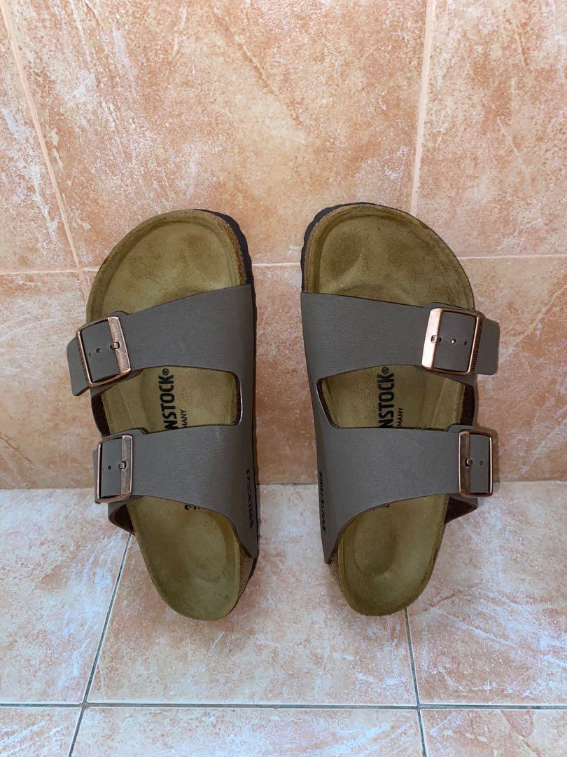 birkenstock-size-37-women-s-fashion-footwear-flats-sandals-on