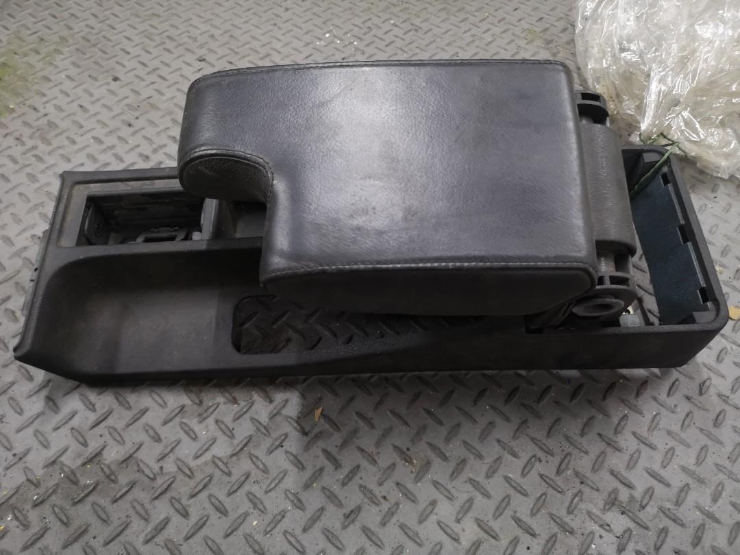 Bmw E36 LHD Armrest for E30 Retrofit, Auto Accessories on Carousell