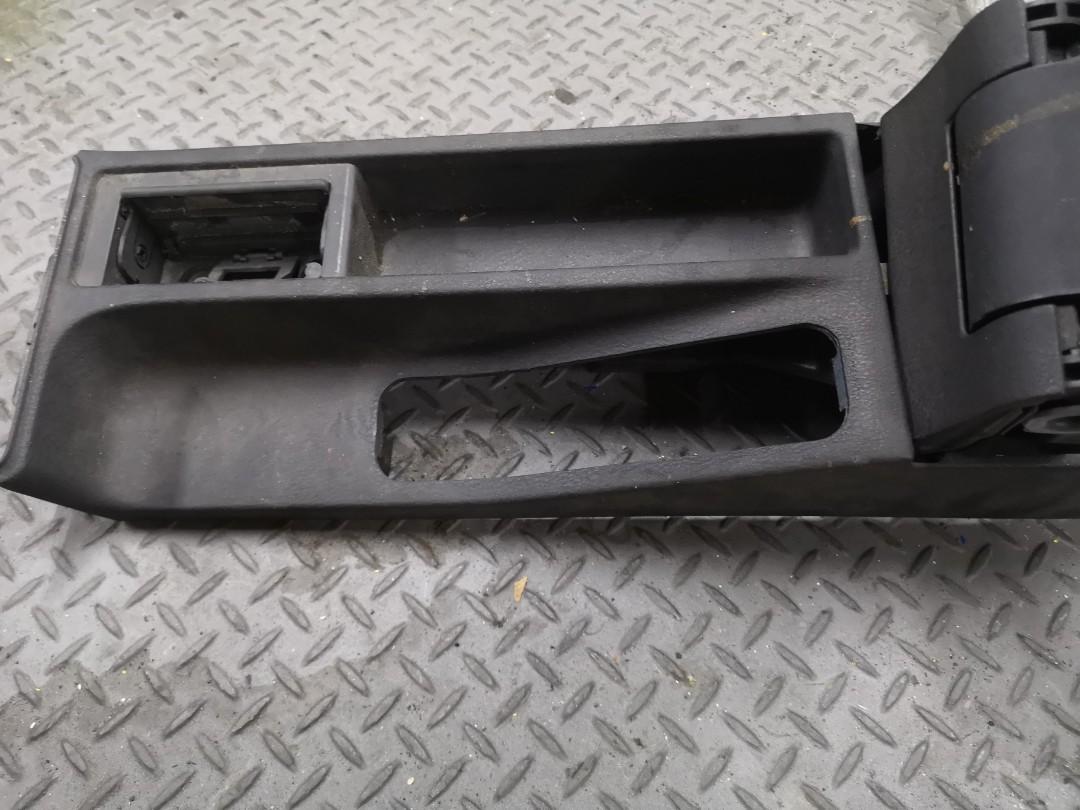 Bmw E36 LHD Armrest for E30 Retrofit, Auto Accessories on Carousell