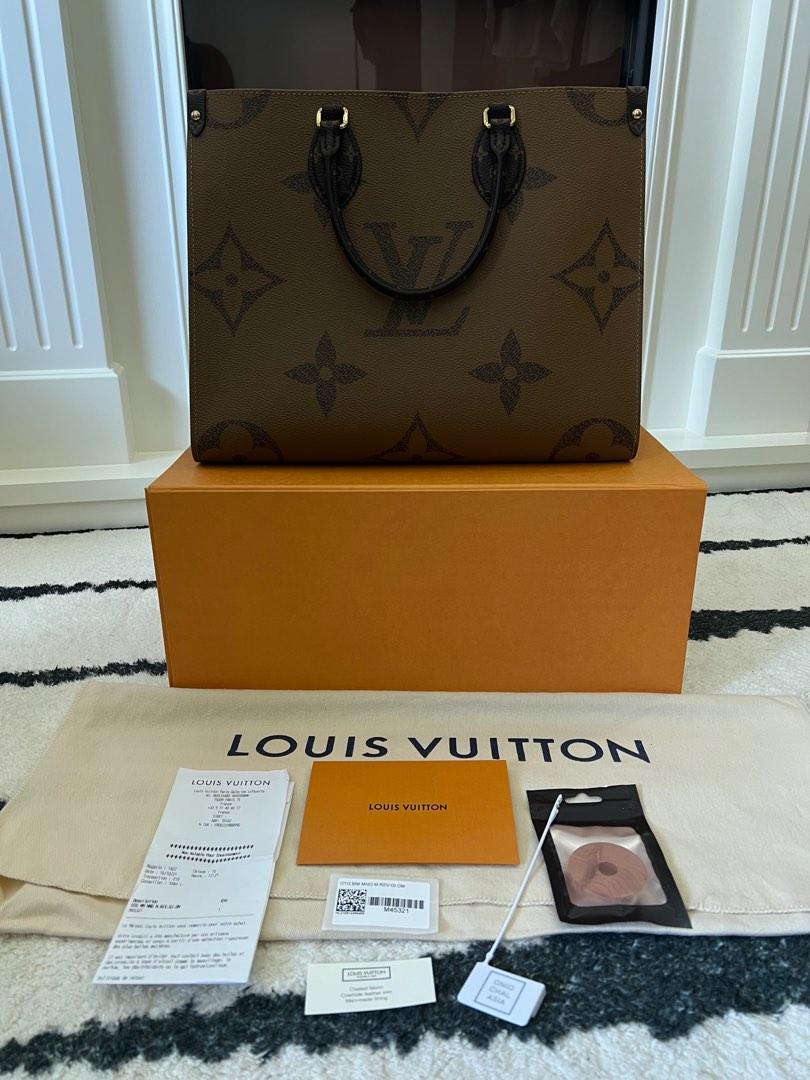 Authentic Louis Vuitton OTG MM in Reverse Monogram With Auth LV Twilly  Bundle, Luxury, Bags & Wallets on Carousell