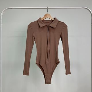 (Category: ) located in . Submitted by ftmodelwardrobe (Listing ID 1183197557, Image 1). Description: .