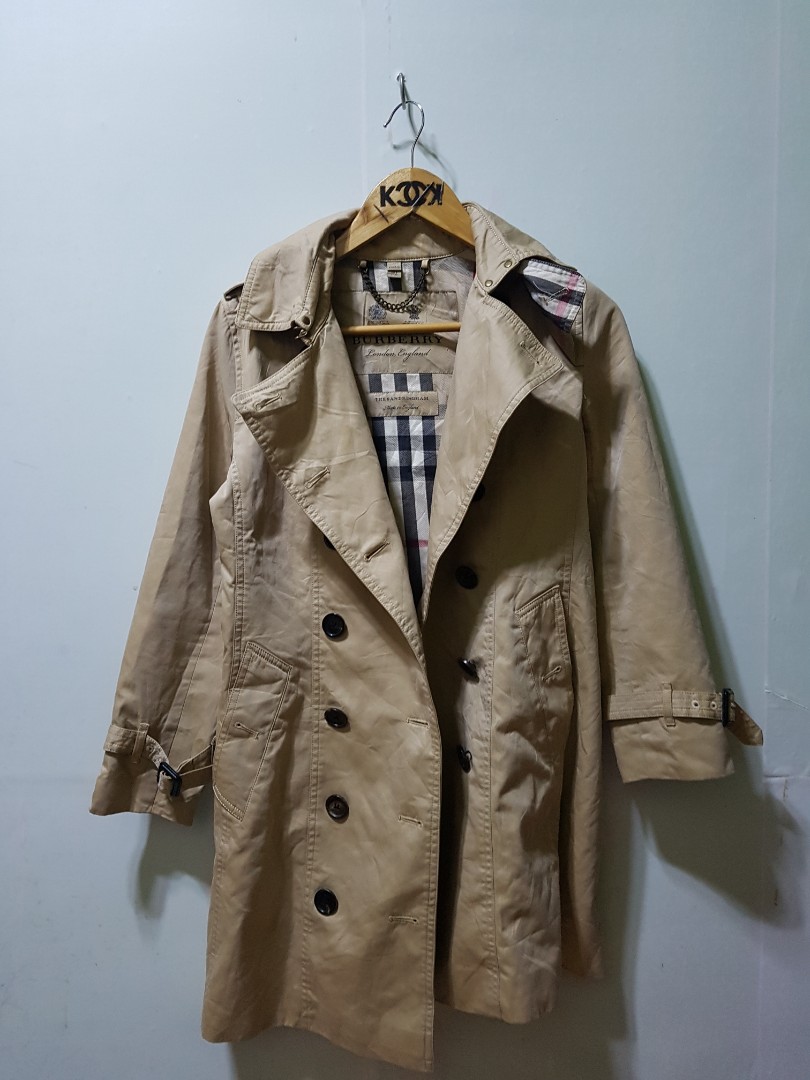Burberry Long Coat, Luxury, Apparel on Carousell