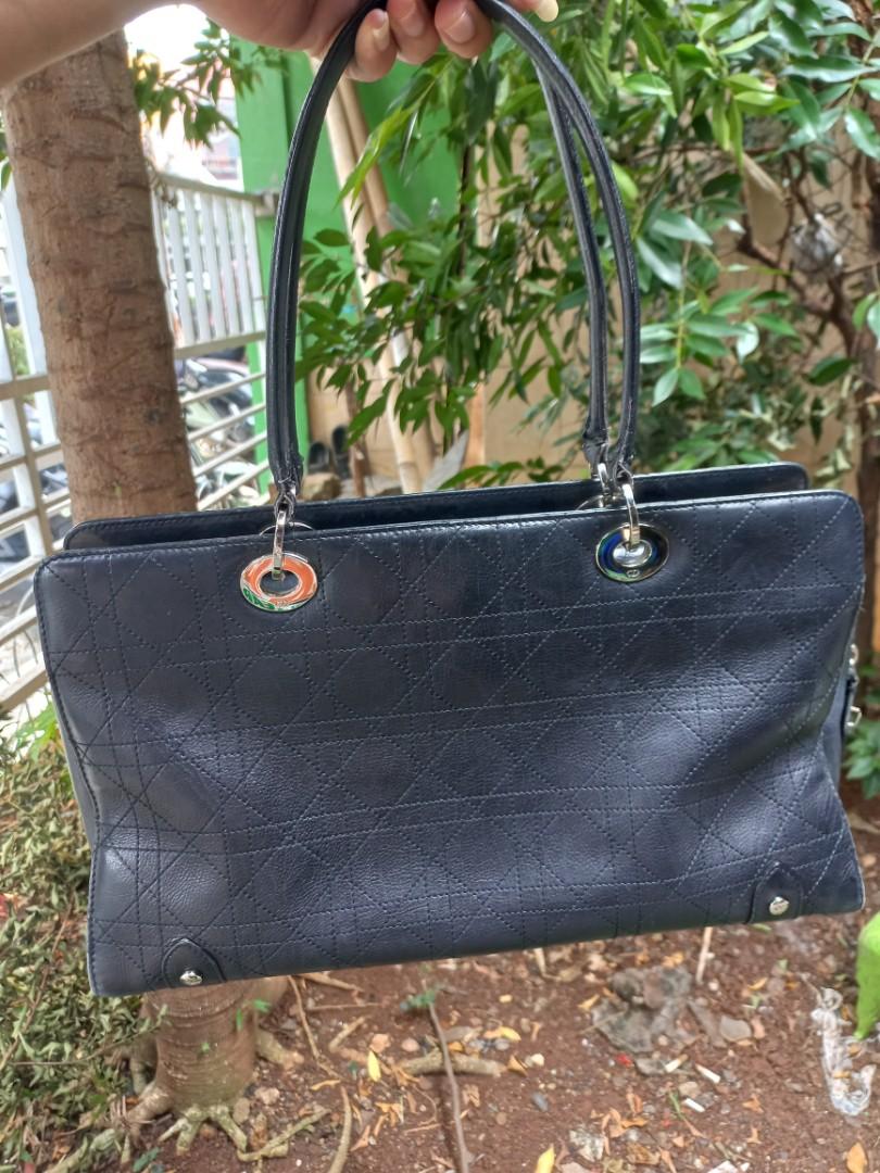 Christian Dior bag second original, Barang Mewah, Tas & Dompet di Carousell