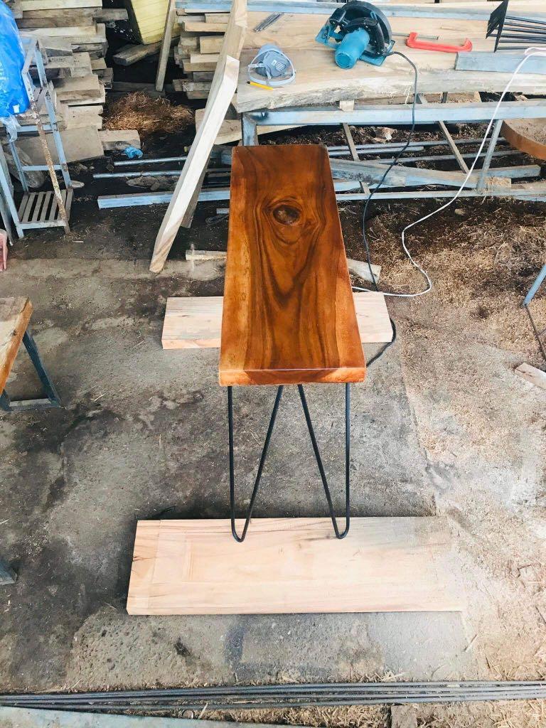 Console Table with Hairpin Legs (Category: Tables & Sets) located in Manila. Submitted by agnesdingescandor (Listing ID 1183203952, Image 1). Description: Console Table with Hairpin Legs Acacia Solid Wood Whole Slab, No Joint .