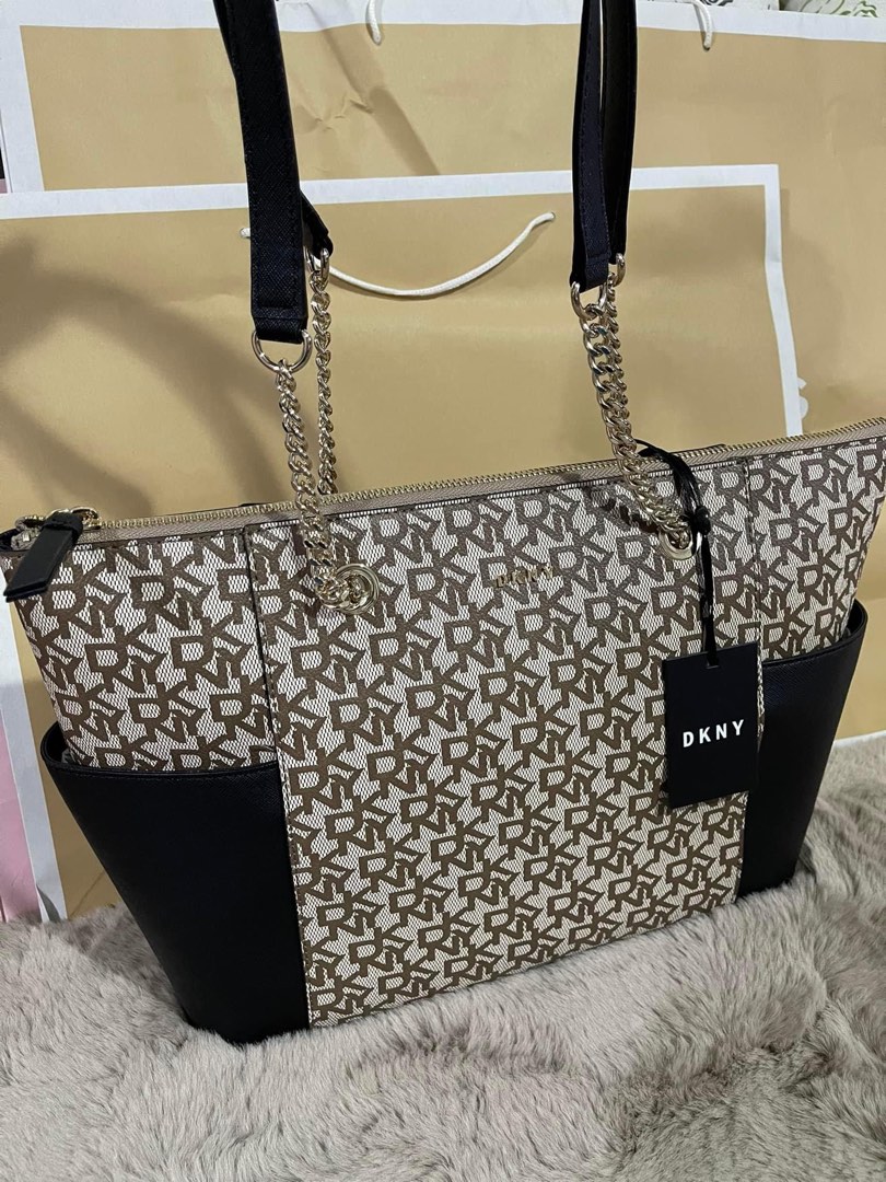 Top more than 137 dkny logo tote bag best 3tdesign.edu.vn
