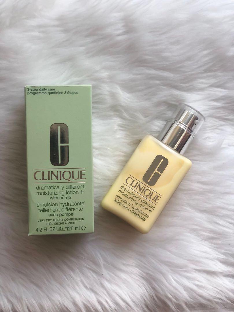 (FREE FACIAL WASH) Clinique moisturizing lotion with pump, Beauty