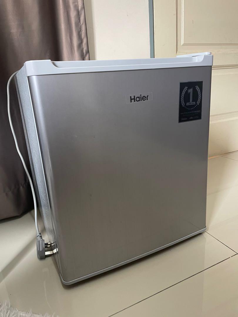 Fridge Haier mini bar 60L, TV & Home Appliances, Kitchen Appliances, Refrigerators & Freezers on